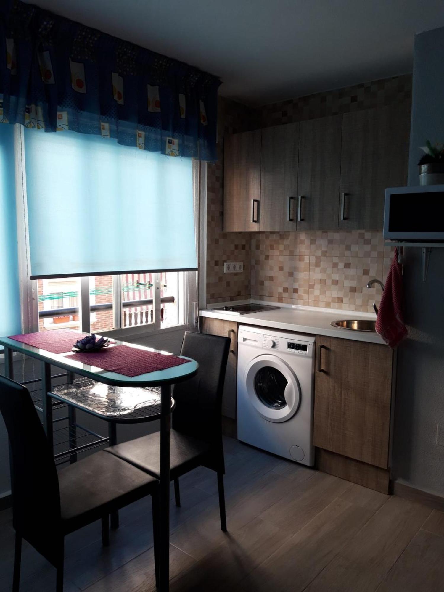 Estudio Playa Del Cura Torrevieja Rum bild